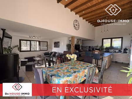 maison en pierres rénovée – vue dégagée – environnement calme – terrain 4 304 m²