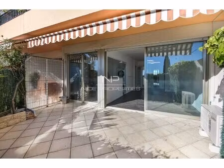 jolie studio en rez-de-jardin