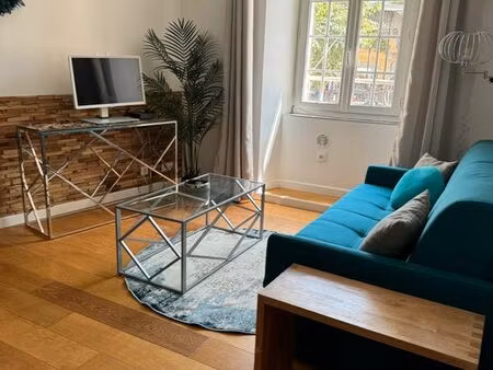 vieil antibes  2 pièces rénové