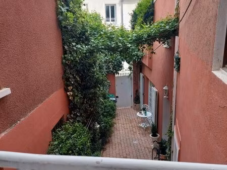 coquet studio centre de grenoble/ quartier préfecture place de verdun