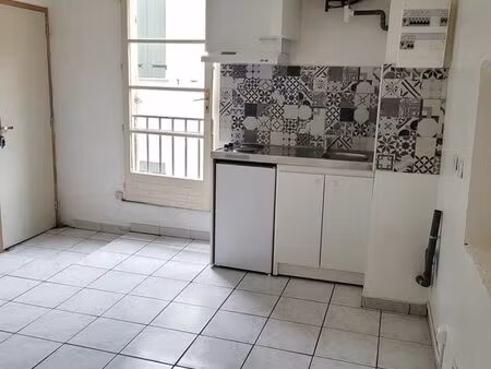 studio 1 pièce 18 m²