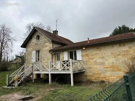 maison 5 pièces 93 m²