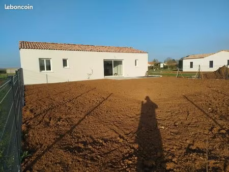 location maison neuve doix