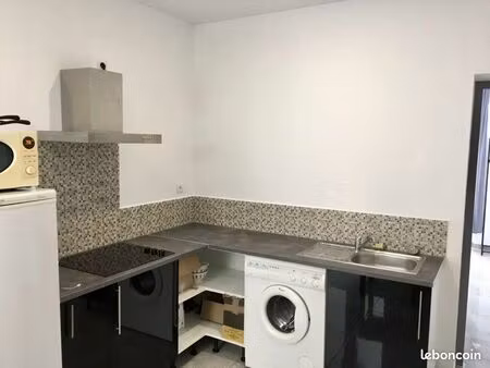 t2 avec terrasse toutes charges comprises