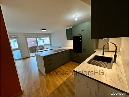 superbe t4 meublé 86m² – terrasse  parking  salle de sport – centre-ville