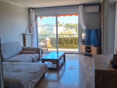 spatieux appartement 3 pièces vue mer