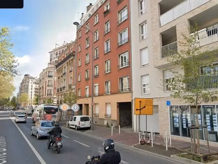 vente box / parking 14 m2