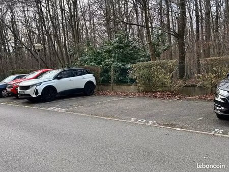 location place de parking