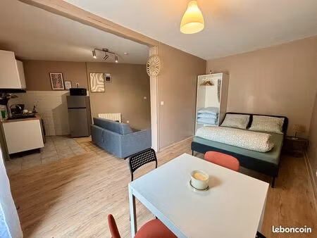 appartement dans zone pavillonnaire proche hôpital