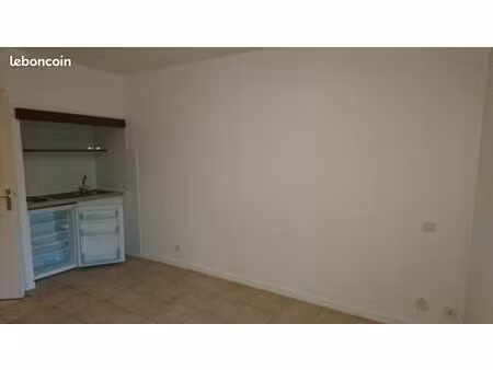 studio 24 m² avec parking  quartier empalot  st agne  st michel  libre 20 mars