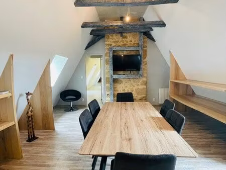 maison avec piscine face au château de beynac