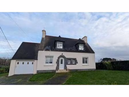 vente maison à lesneven (29260) : à vendre / 103m² lesneven