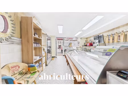 vente locaux professionnels 78 m² à saint-jean-d'angély (17400)  50 000 €