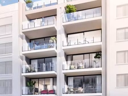 nouveau projet de construction près de la digue et le centre