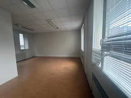 vente locaux professionnels 590 m² à amiens (80000)  370 000 €