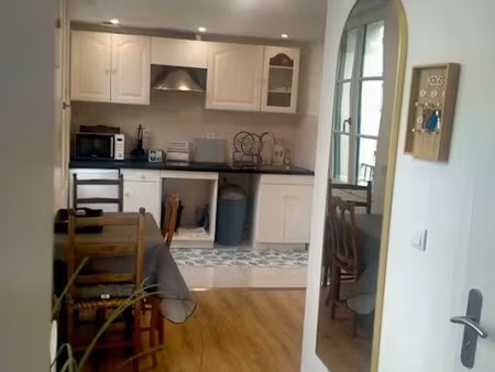 location meublée appartement 2 pièces 28 m² à la fère (02800)  600 €