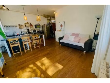 cassis t2 avec terrasse vue mer