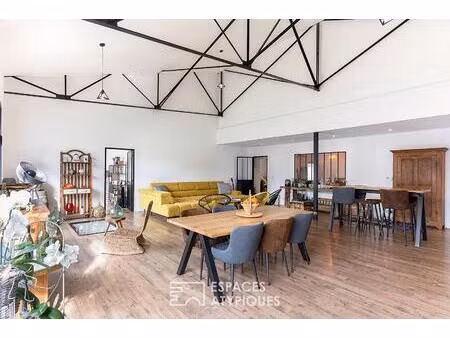 loft contemporain avec jardin au bord du rhône