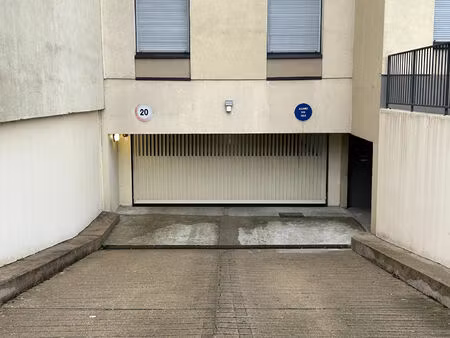 parking / box 0 pièces 11 m² à vendre / acheter l'haÿ-les-roses 94240 ? | era immobilier
