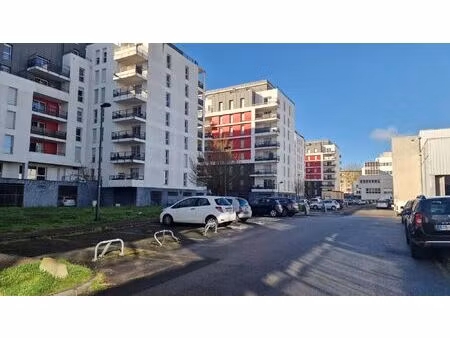 vente garage 11 m² tours (37000)