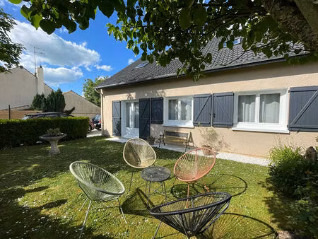 a vendre - maison 102 m² centre-ville de chaumont en vexin - 3 chambres - 400 m² de terrai