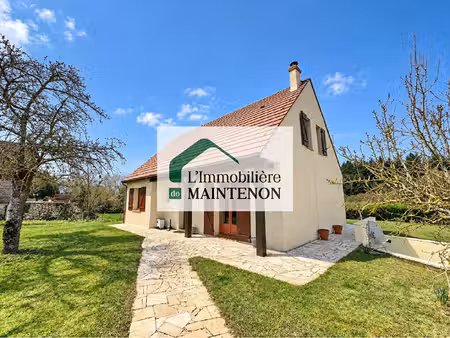 maintenon 10 mn maison sur sous sol total au calme   village de charme