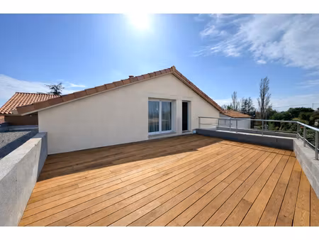 appartement 5 pièces de 119m² + terrasse de 44m² ! escalquens