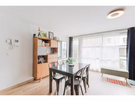 appartement en résidence récente (2005)