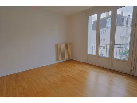 appartement st cyr sur loire 3 pièces 64.54 m2