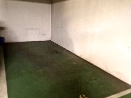 place de parking hypercentre de suresnes a vendre