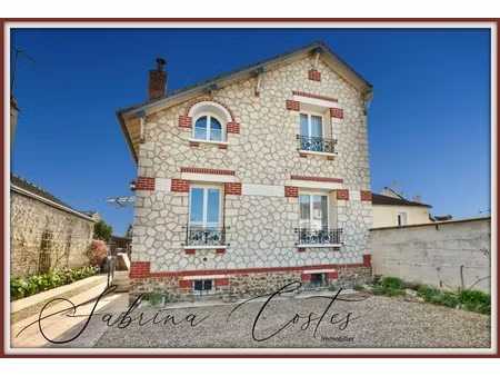 vernon – meulière 1930 – centre-ville à pied – jardin 830 m² – dépendance 60 m²