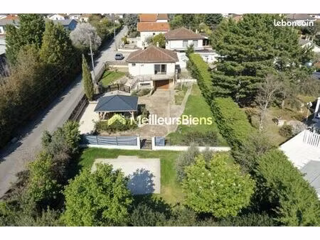 maison 100 m² decines charpieu