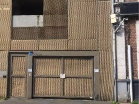 garage / box 12m2 à louer