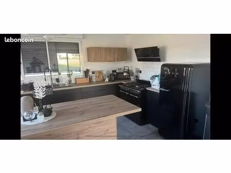 propriété 4 pièces 90 m²