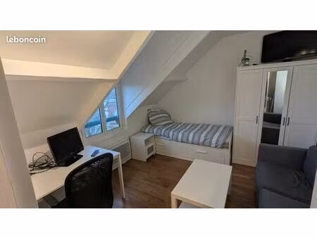 location t1 meublé à 10 min de la gare d houilles