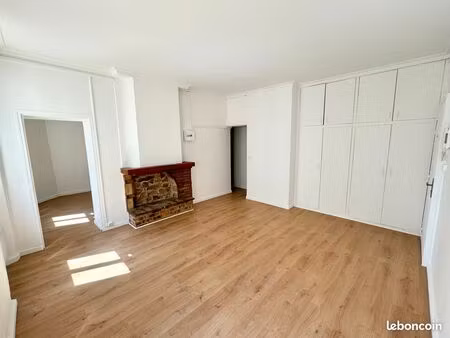 t2 meublé rénové – burnet (proche saint-jean-du-var) – toulon