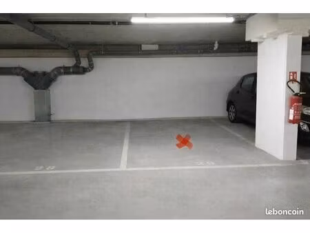 place de parking – quartier gare de clamart