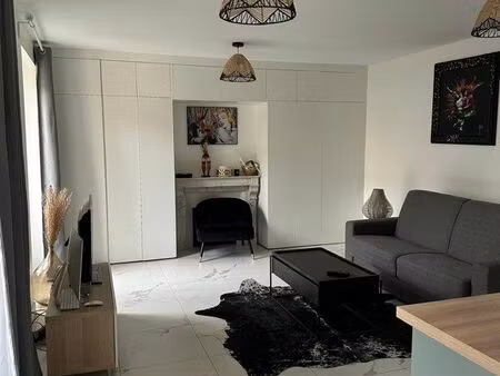 grand studio meublé charenton liberté