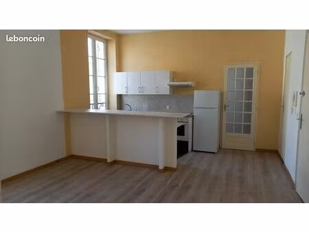 belle luminosité pour cet appartement