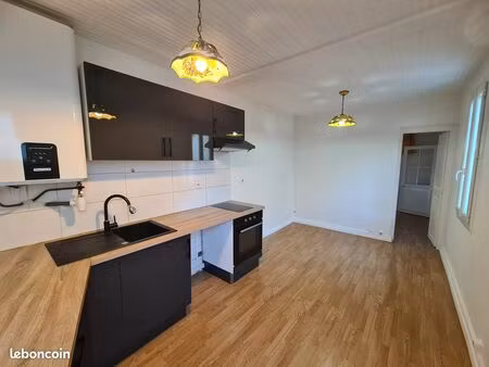 pt f2 meublé palavas rd