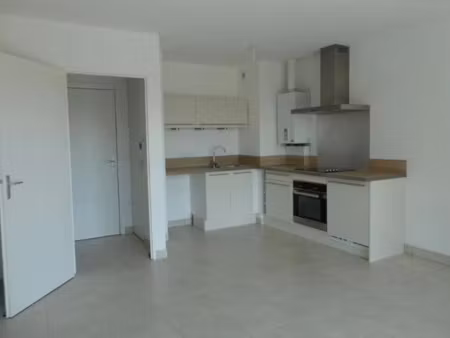 location appartement 2 pièces à pessac (33600)  791 €