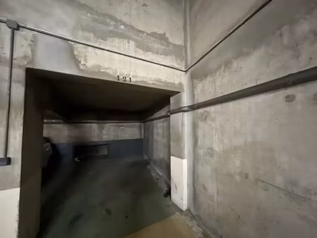 location parking à neuilly-sur-seine (92200)  125 €