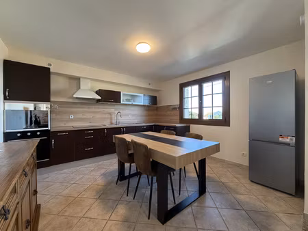 proche t4 et commerces - 3 pièces meublé