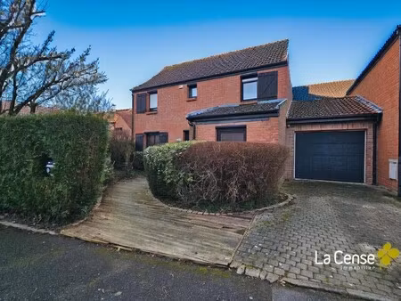 exclusivité - maison de 137 m² - 3 chambres - garage