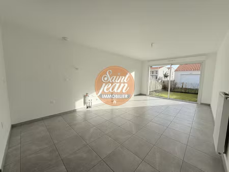 maison neuve - 1 chambre + chambre alcôve - saint jean de mo