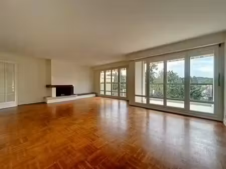 location appartement 5 pièces 112.66 m² à bures-sur-yvette (91440)  1 495 €