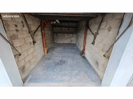 box fermé à vendre