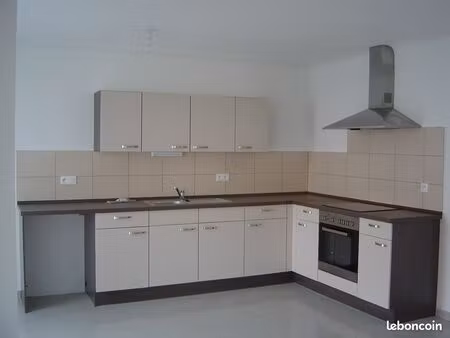 particulier loue appartement 3/4 pièces