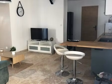 studio pour personne seule