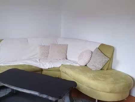 loue t2 lumineux et meublés